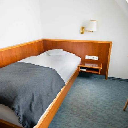 Hotel Garni Maselheimer Hof 3*