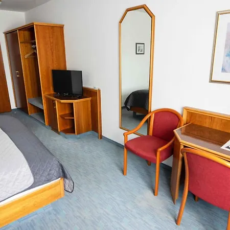 Garni Maselheimer Hof Hotel 3*